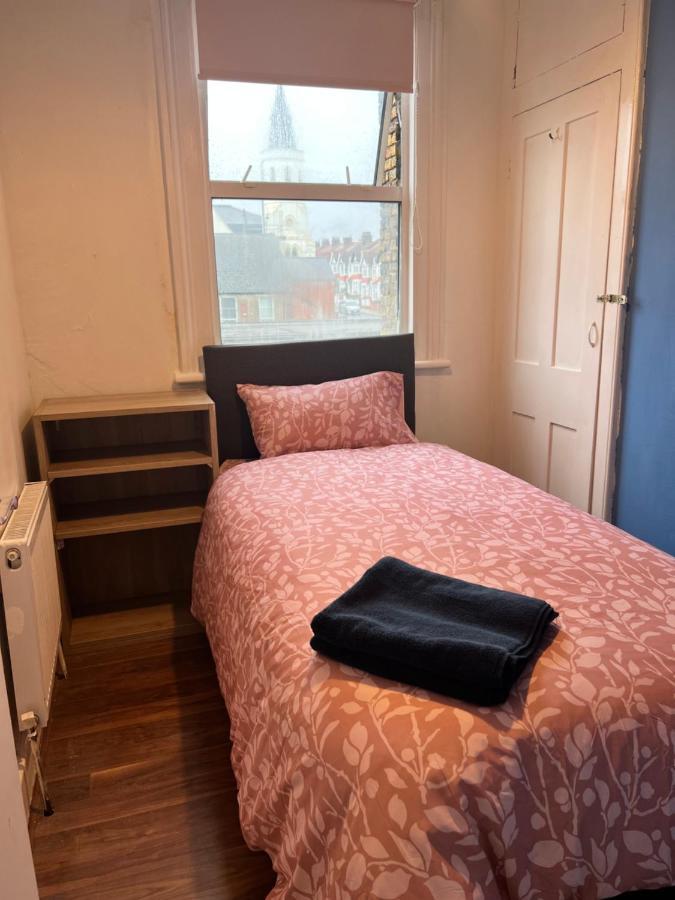 Cozy London Flat Ξενοδοχείο Εξωτερικό φωτογραφία